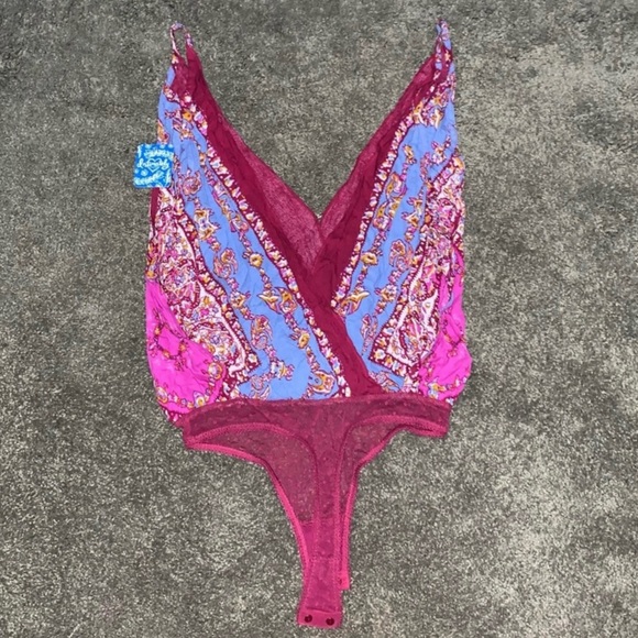 Free People Low-Back Thong Bodysuit Border Babe - Picture 5 of 11